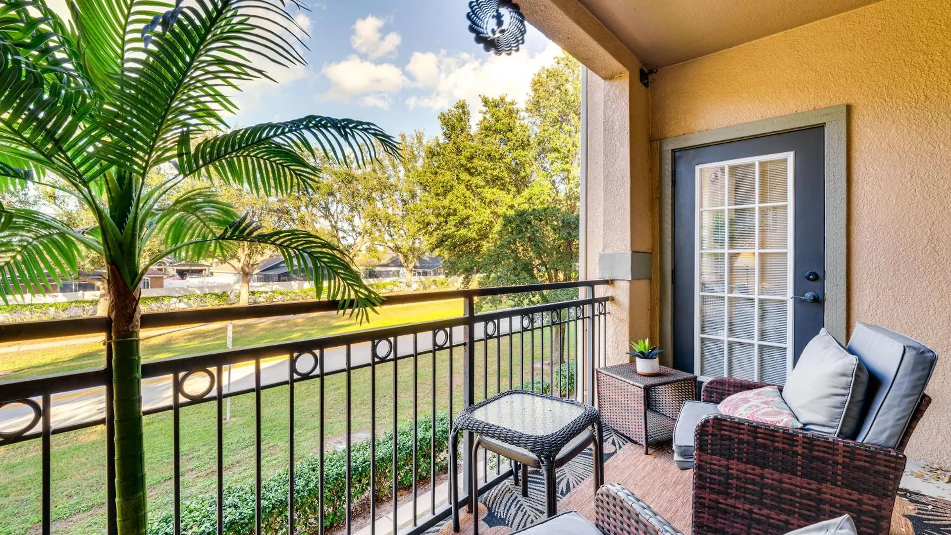 Apartment Davenport Vacation Rental With Pools, 9 Mi To Disney